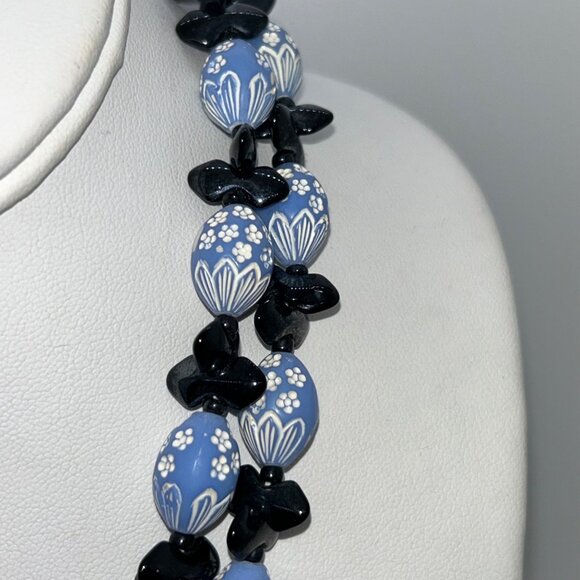 Vintage West Germany Blue & Black Easter Egg Bead Necklace Box Clasp Clip-On - Picture 10 of 16